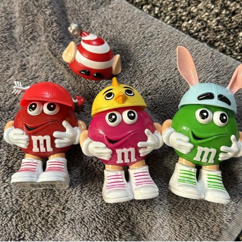 M&M'S Red, Pink, and Green Character Figures